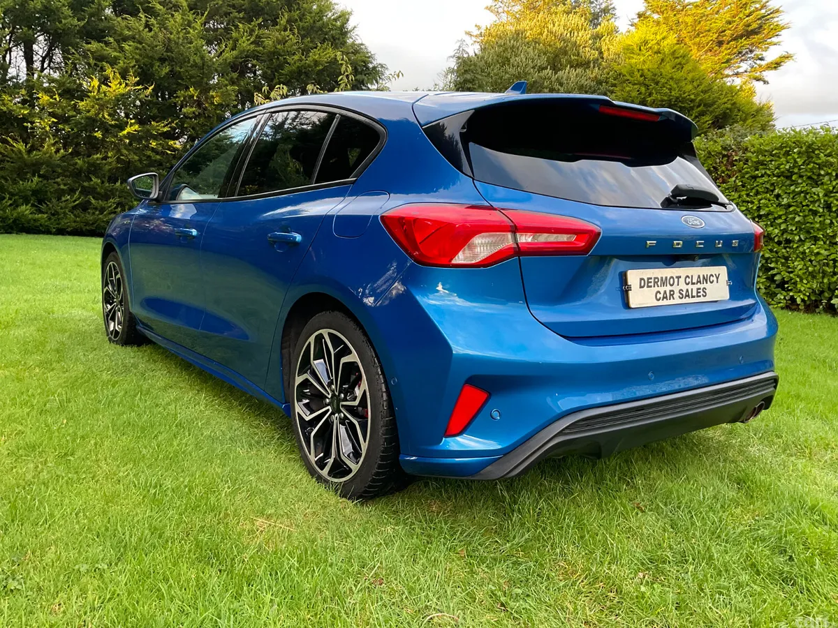 Ford Focus Hatchback, Petrol, 2020, Blue