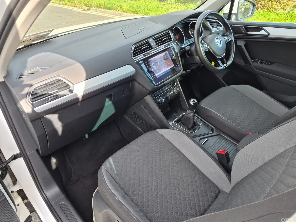 Volkswagen Tiguan SUV, Diesel, 2018, White