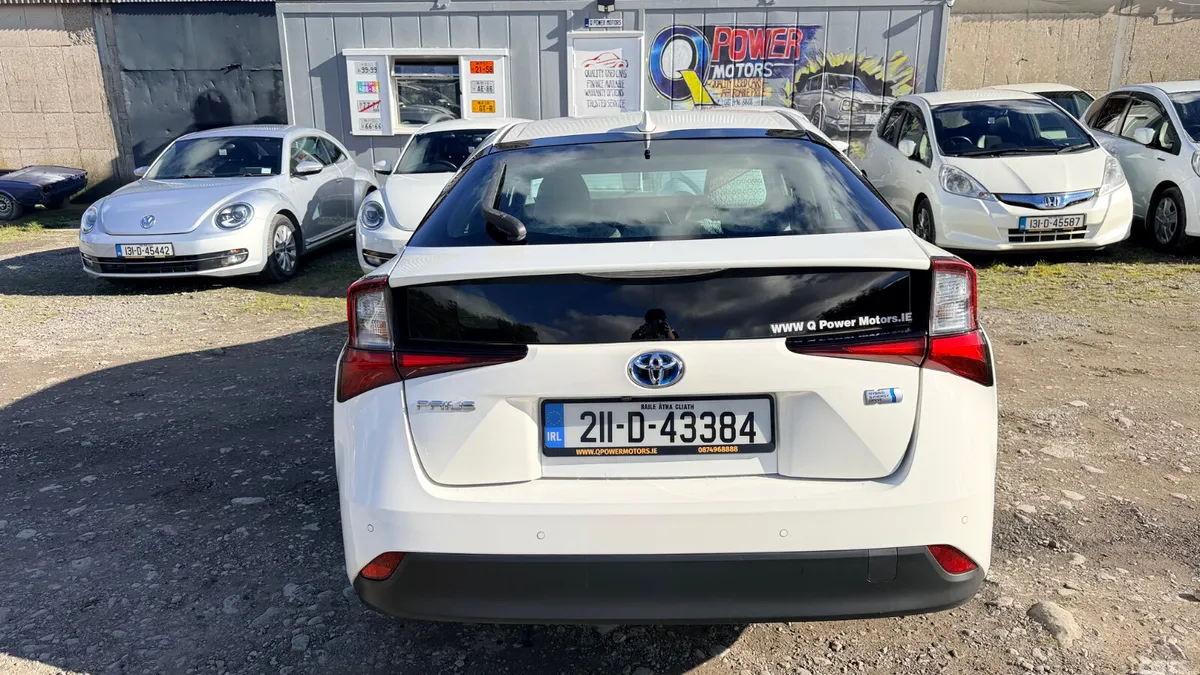Toyota Prius Hatchback, Petrol Hybrid, 2021, White