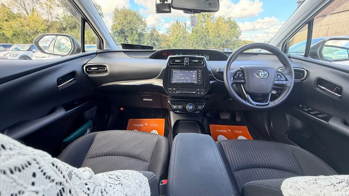 Toyota Prius Hatchback, Petrol Hybrid, 2021, White