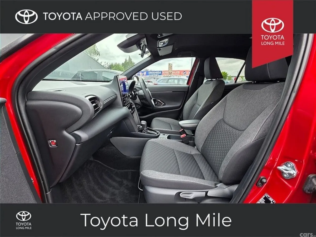 Toyota Yaris Cross Hatchback, Petrol Hybrid, 2026, Red