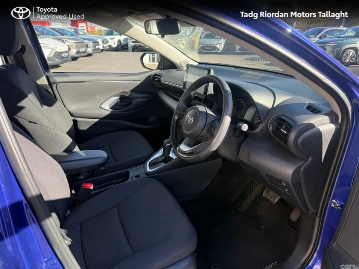 Toyota Yaris Hatchback, Petrol Hybrid, 2026, Blue