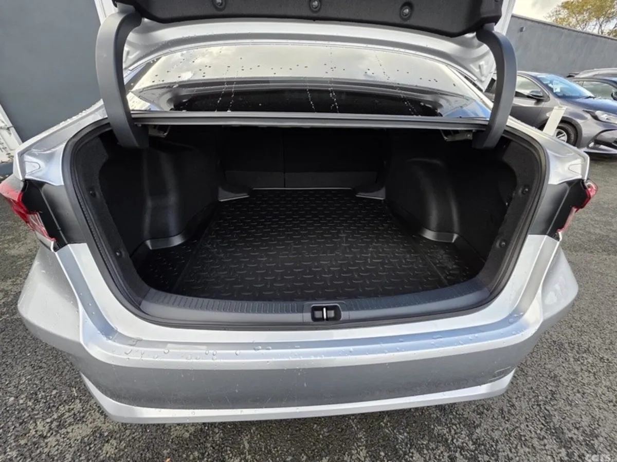 Toyota Corolla Saloon, Petrol Hybrid, 2025, Silver