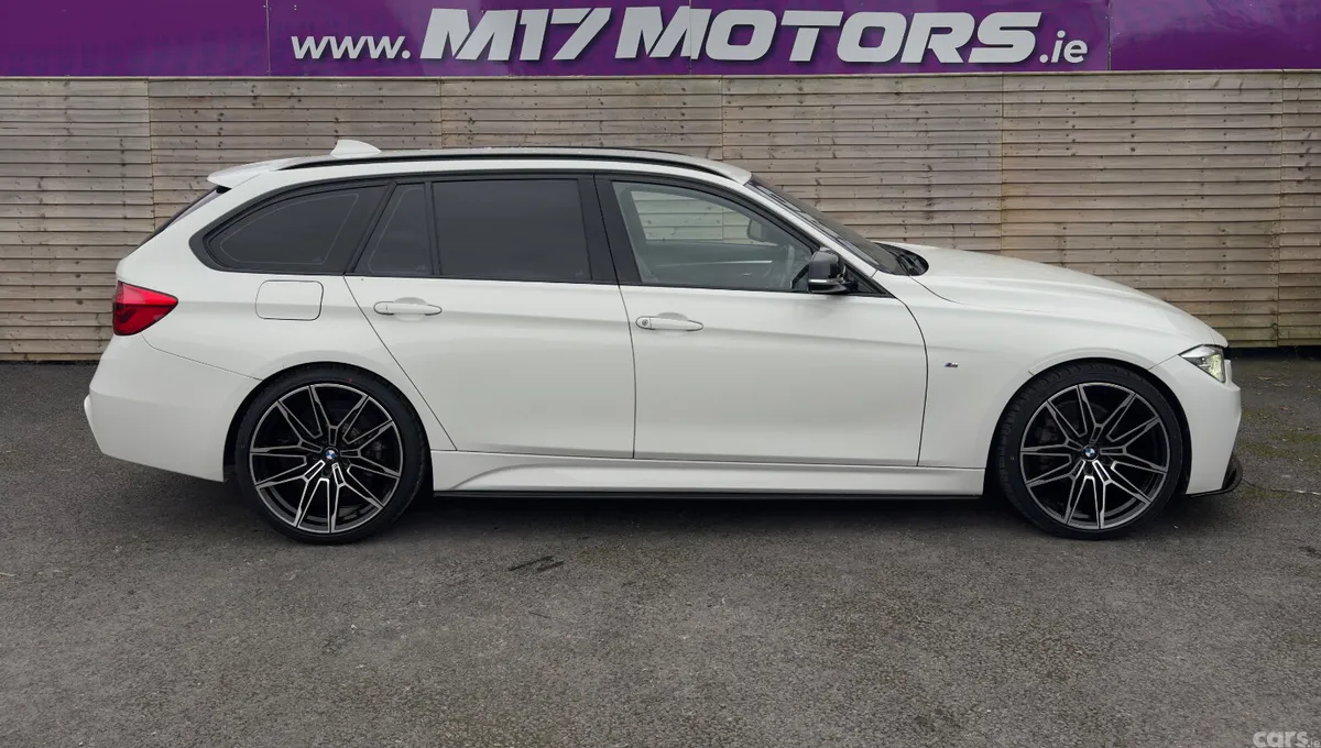 BMW 3-Series Estate, Diesel, 2019, White