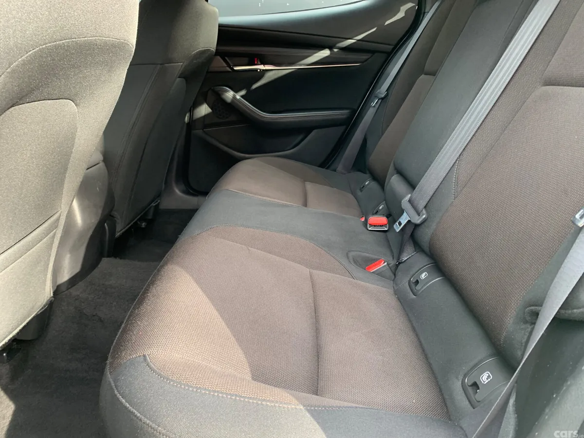 Mazda Mazda3 Hatchback, Petrol Hybrid, 2019, White