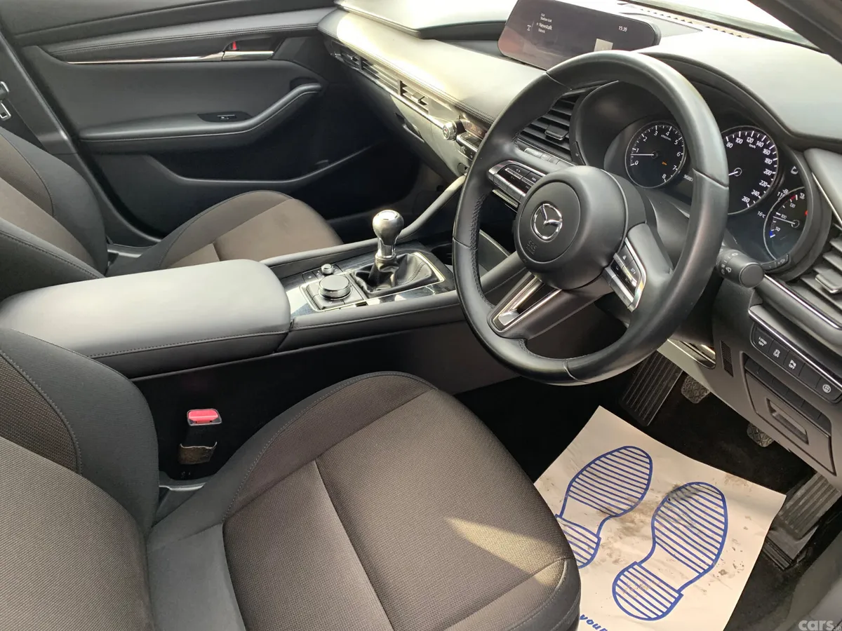Mazda Mazda3 Hatchback, Petrol Hybrid, 2019, White