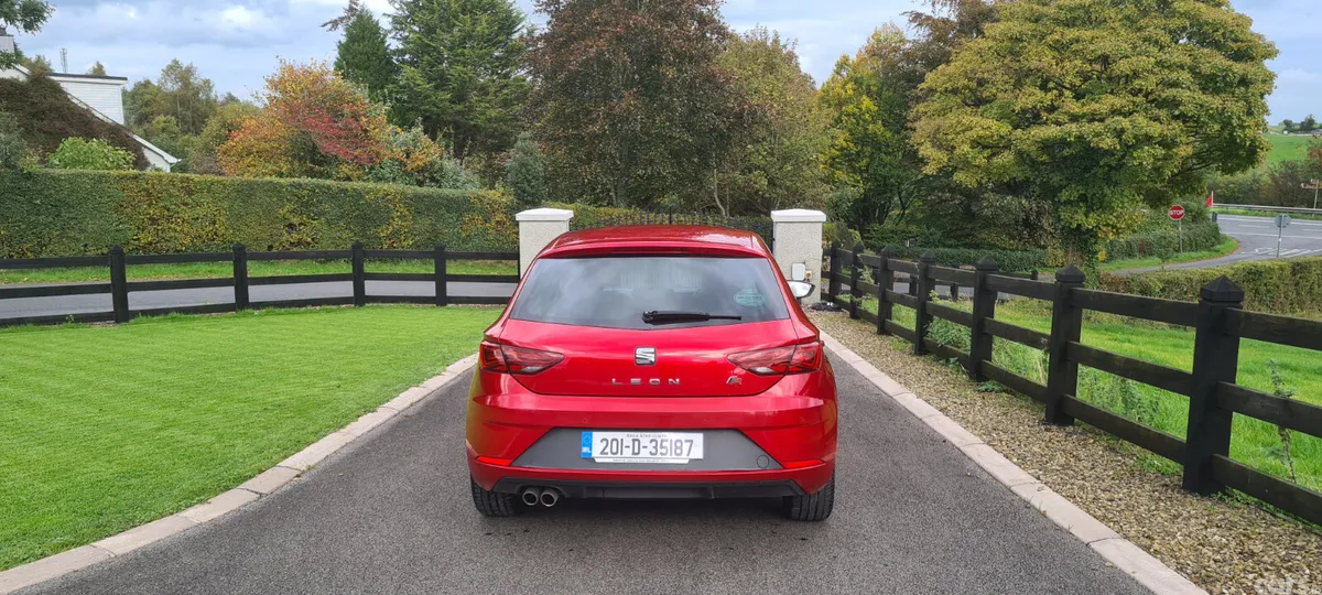 SEAT Leon Hatchback, Petrol, 2020, Red