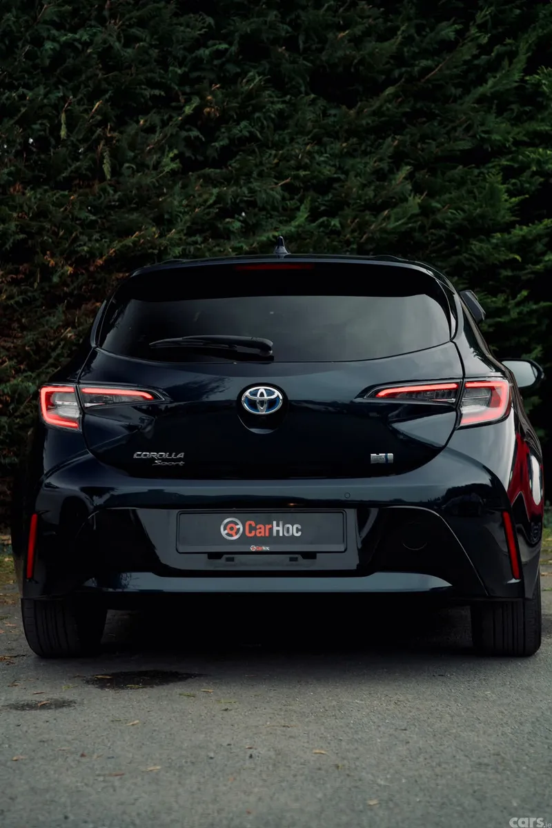 Toyota Corolla Hatchback, Petrol Hybrid, 2018, Blue