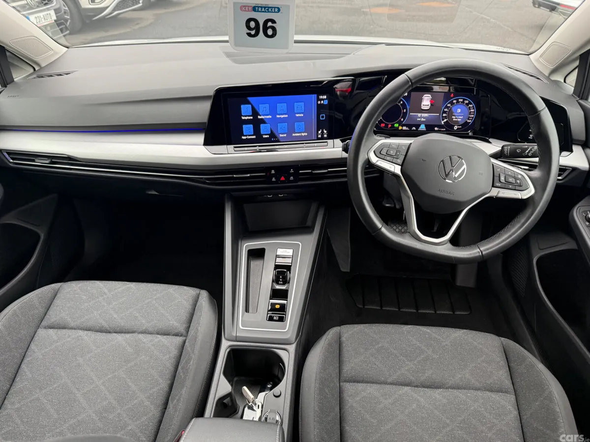 Volkswagen Golf Hatchback, Diesel, 2023, White
