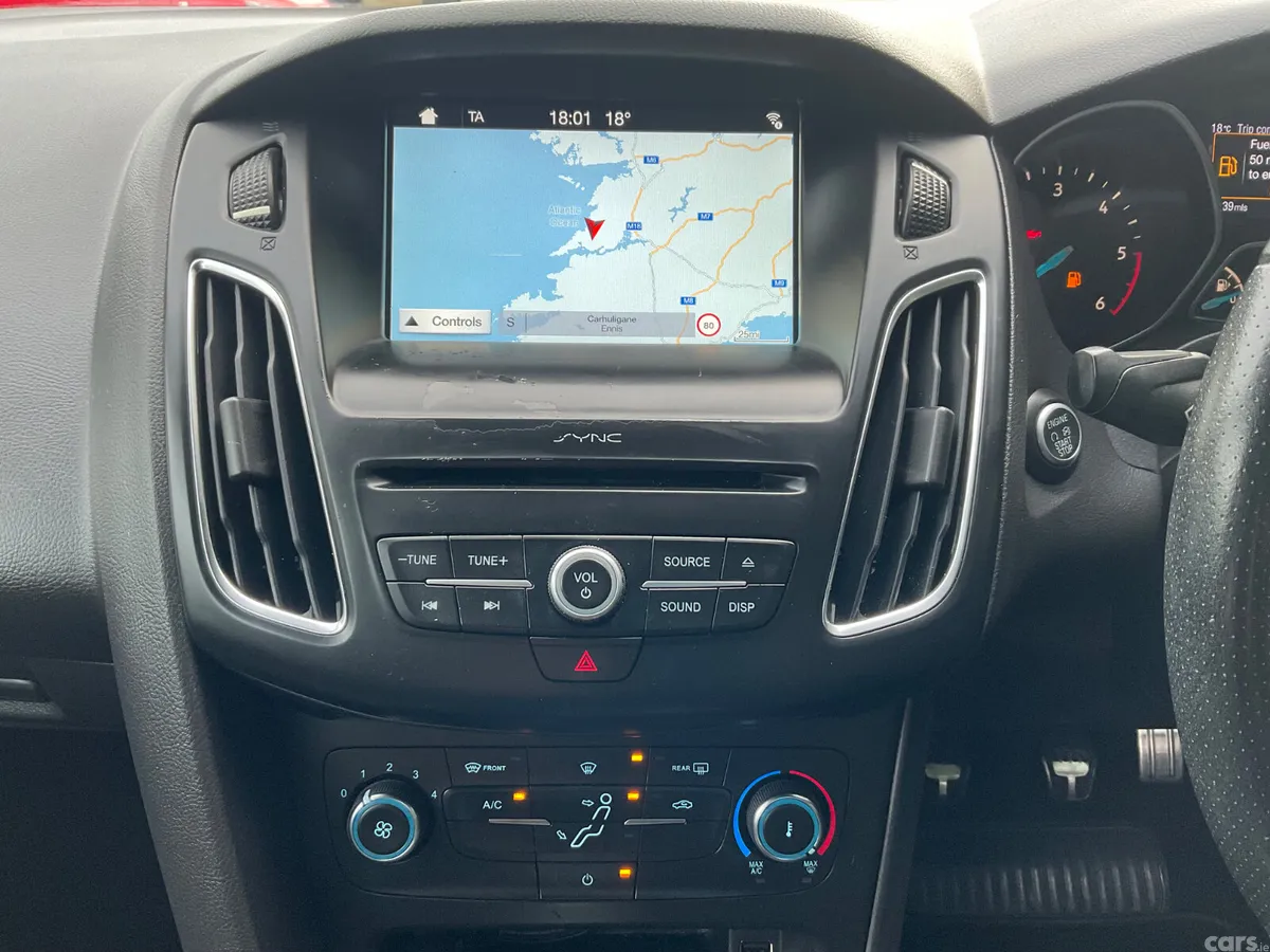 Ford Focus Hatchback, Diesel, 2017, Black