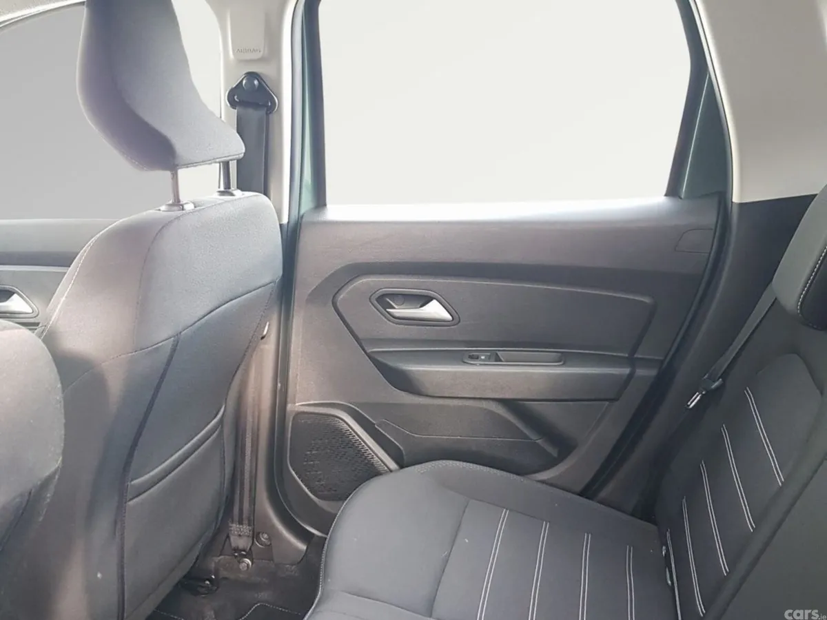 Dacia Duster SUV, Diesel, 2024, Green