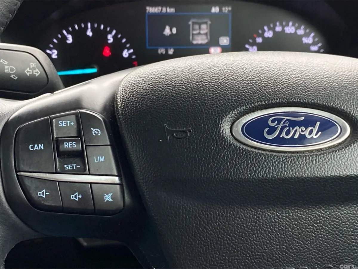 Ford Focus Hatchback, Petrol, 2019, Grey