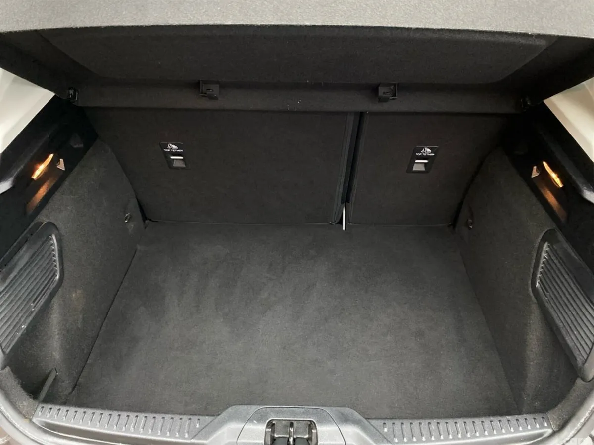 Ford Focus Hatchback, Petrol, 2019, Grey
