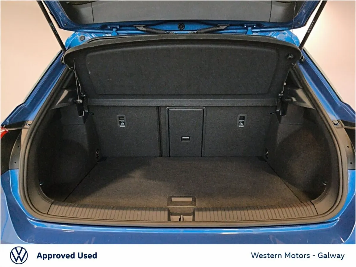 Volkswagen T-Roc SUV, Petrol, 2022, Blue