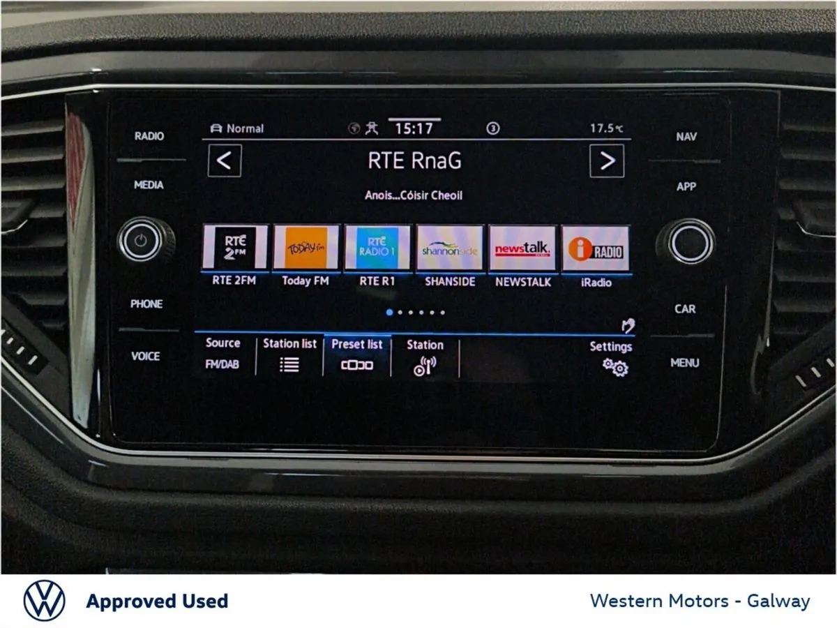 Volkswagen T-Roc SUV, Petrol, 2022, Blue