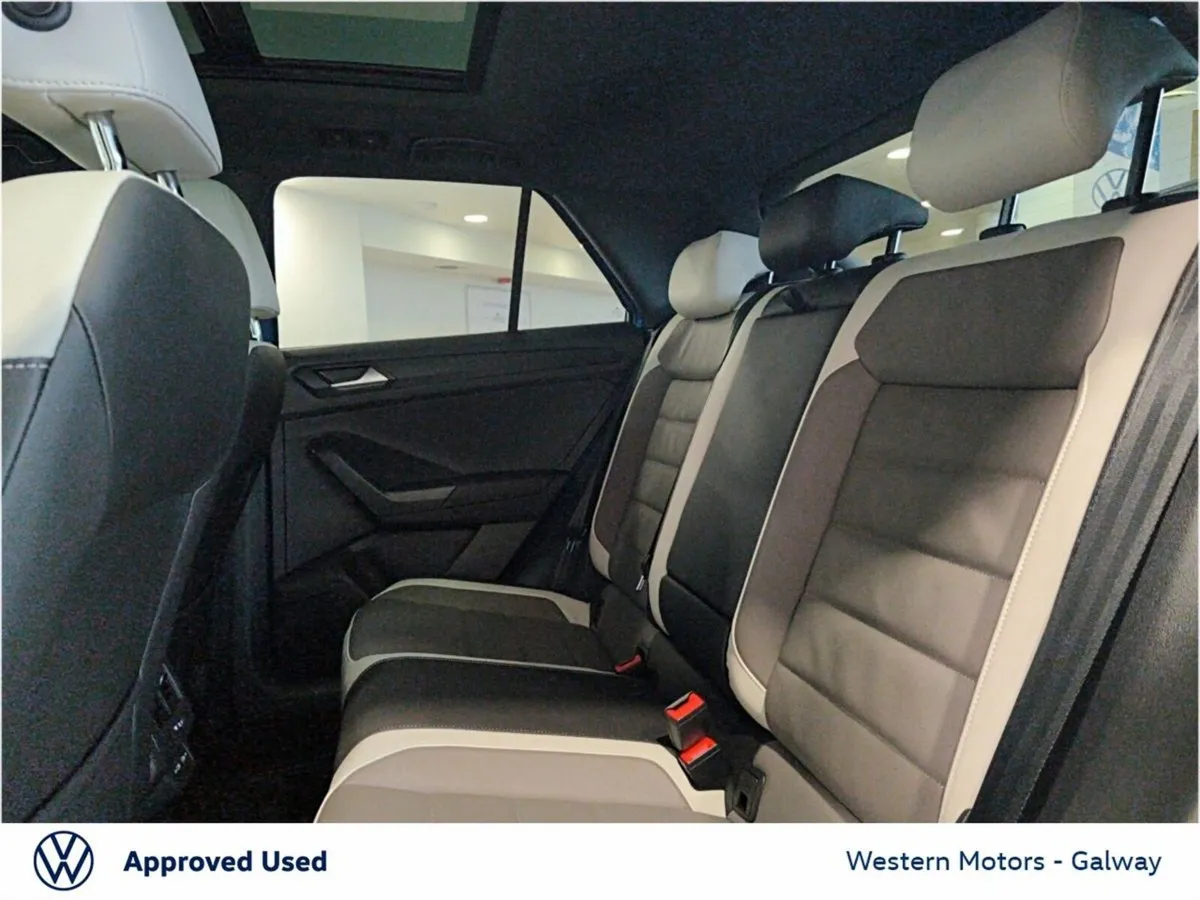 Volkswagen T-Roc SUV, Petrol, 2022, Blue