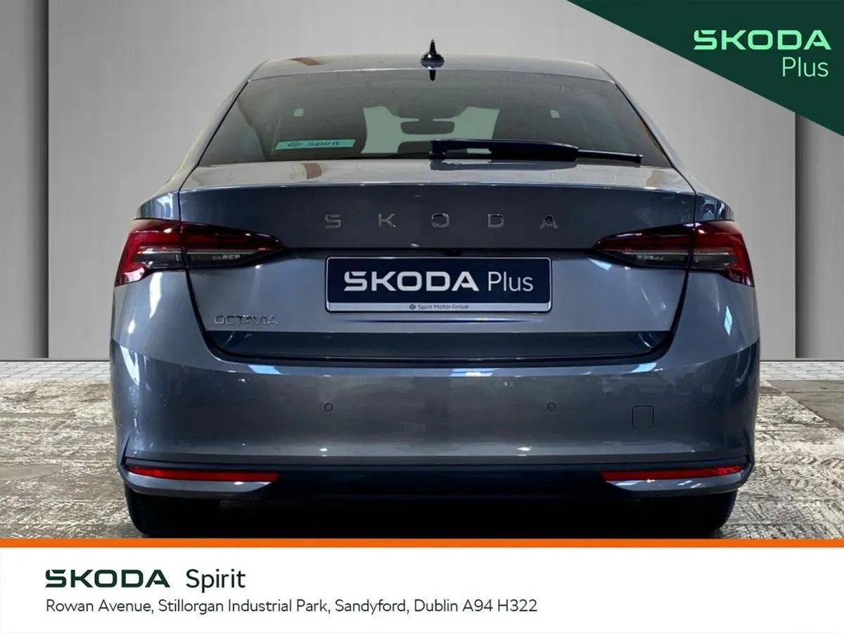 Skoda Octavia Saloon, Diesel, 2026, Grey