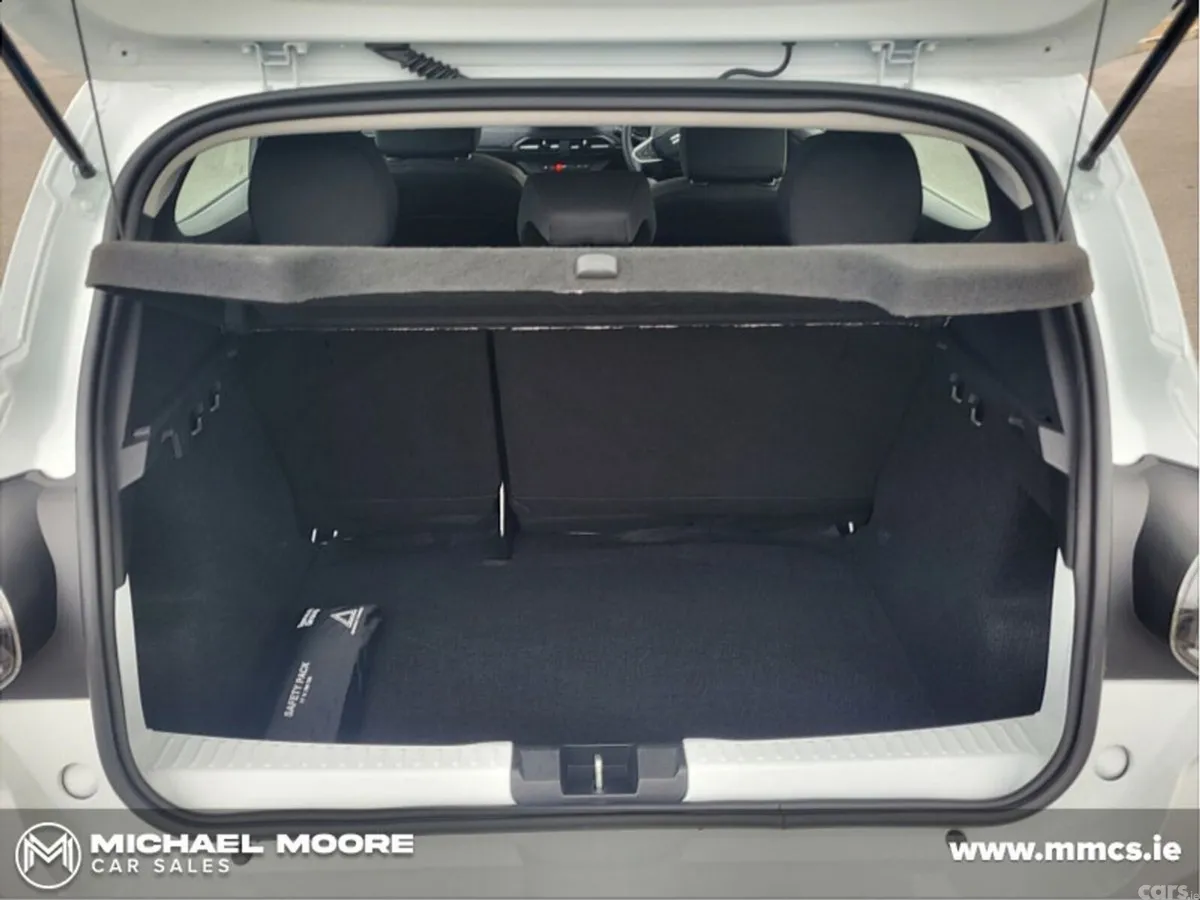 Dacia Sandero Hatchback, Petrol, 2026, White