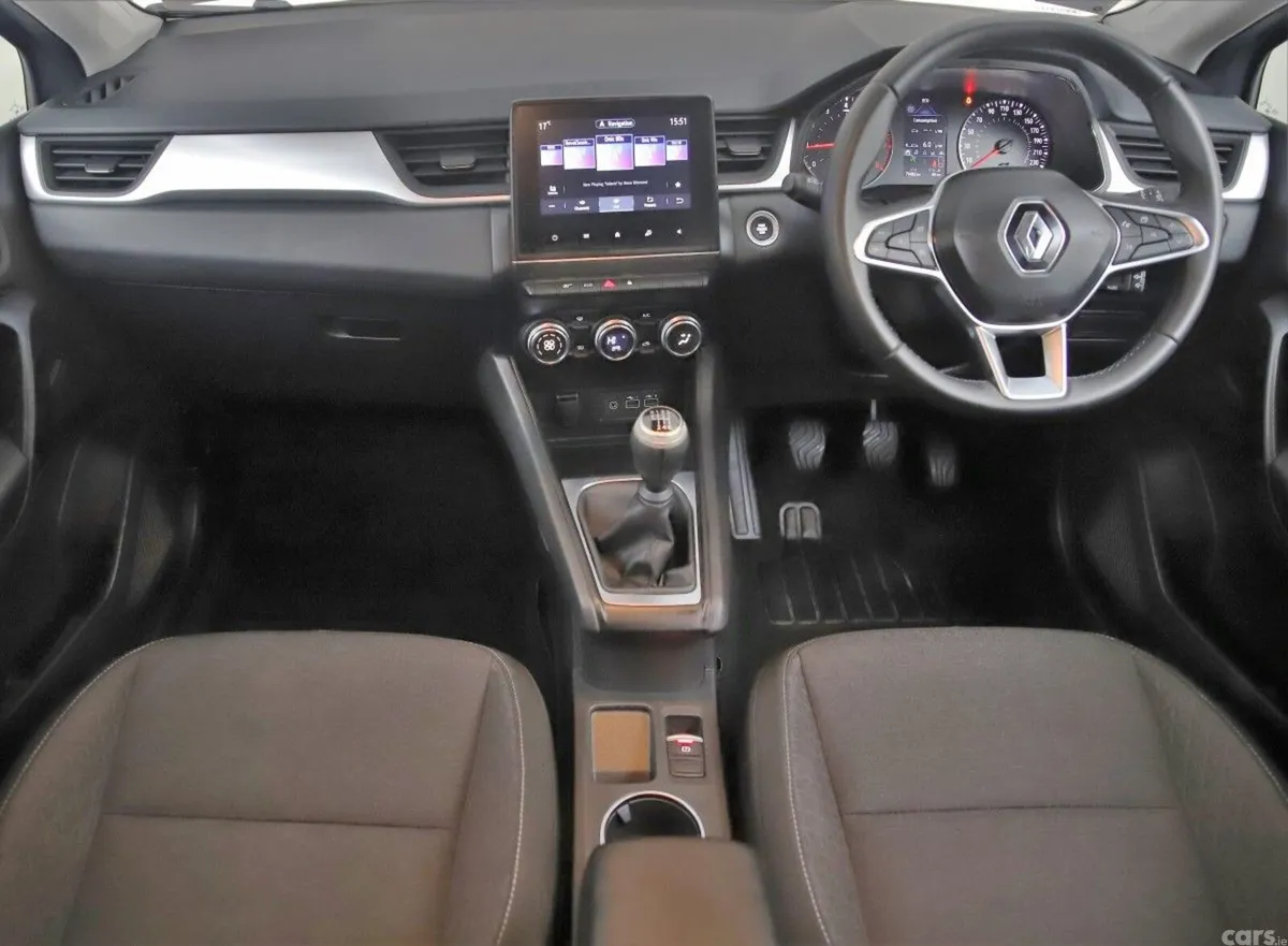 Renault Captur SUV, Petrol, 2024, Grey