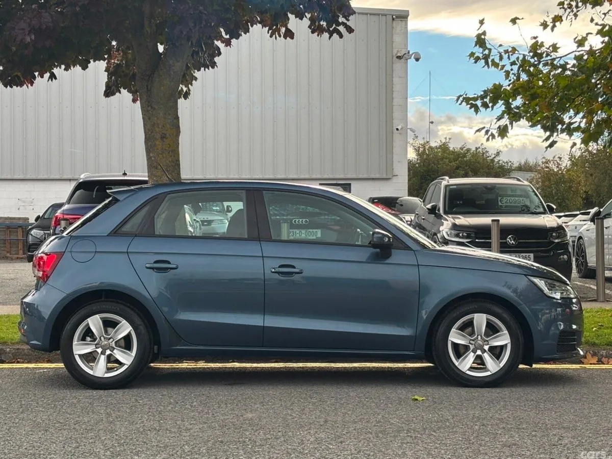 Audi A1 Hatchback, Petrol, 2016, Blue