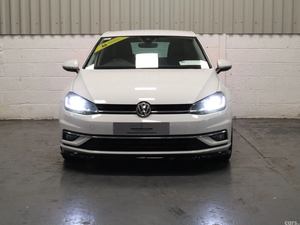 Volkswagen Golf Hatchback, Petrol, 2018, White