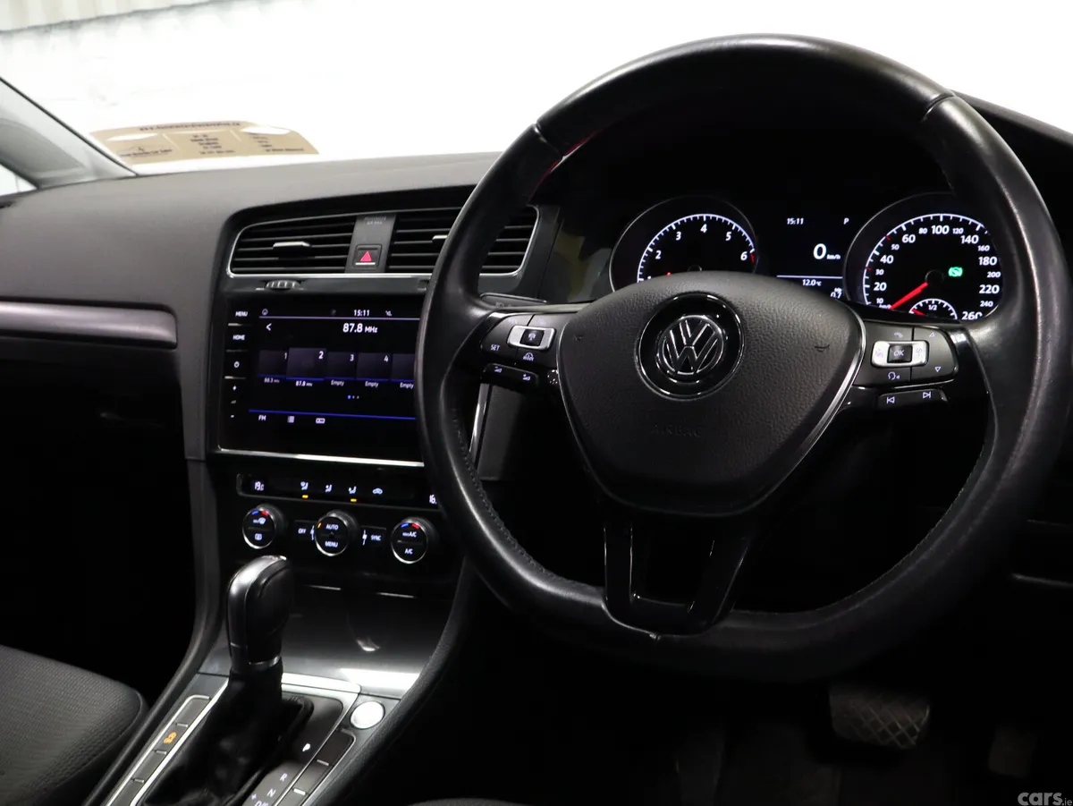 Volkswagen Golf Hatchback, Petrol, 2018, White