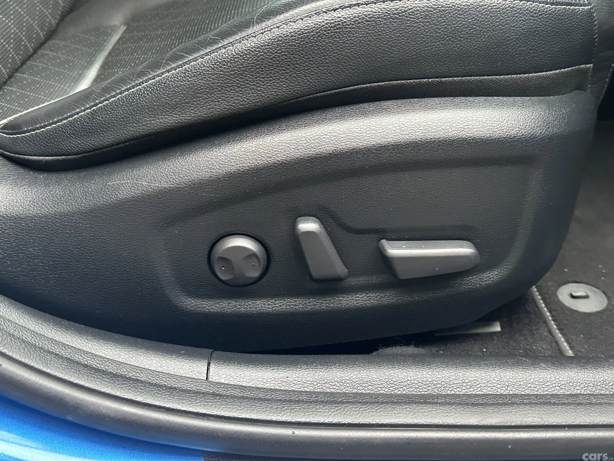 Kia Ceed Hatchback, Petrol, 2018, Blue