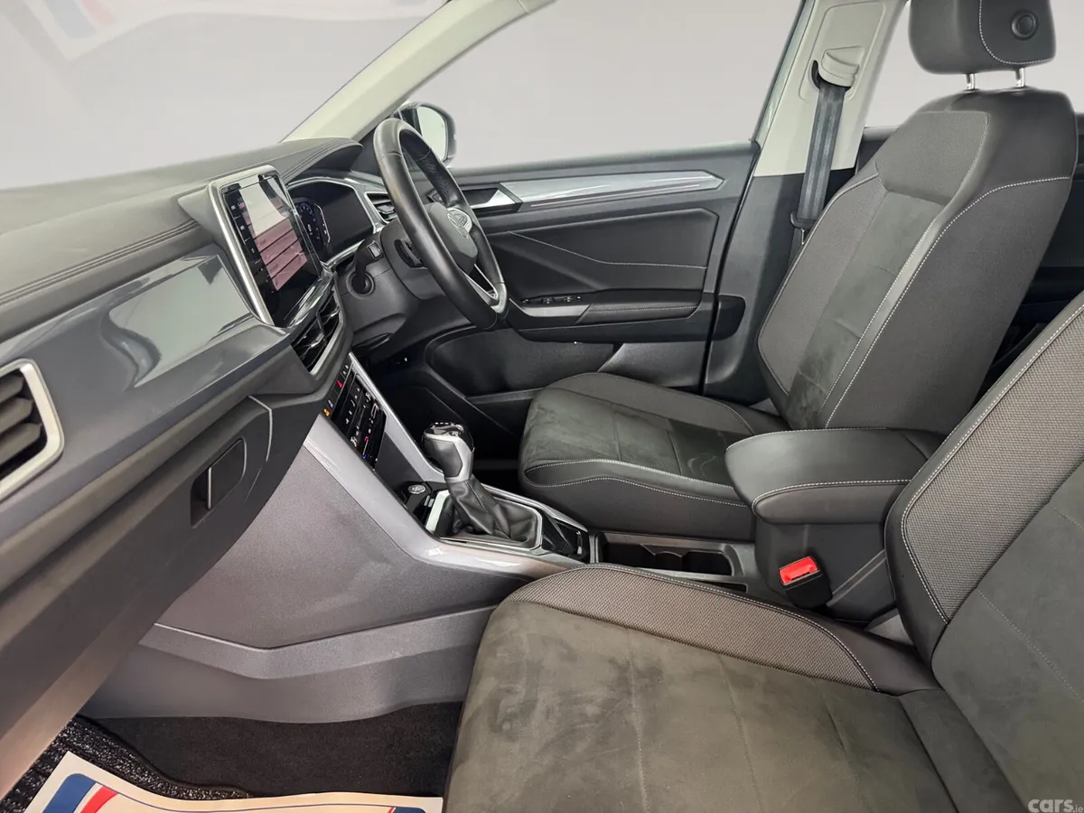 Volkswagen T-Roc SUV, Diesel, 2023, Silver