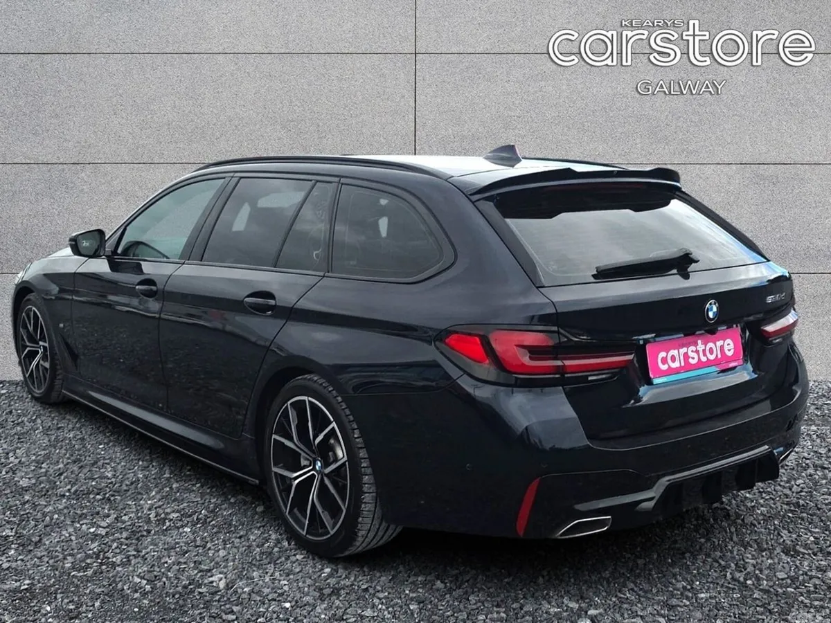 BMW 5-Series Estate, Diesel, 2023, Black