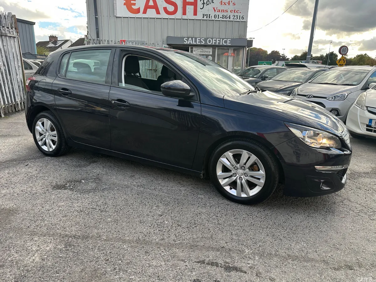 Peugeot 308 Hatchback, Diesel, 2016, Blue
