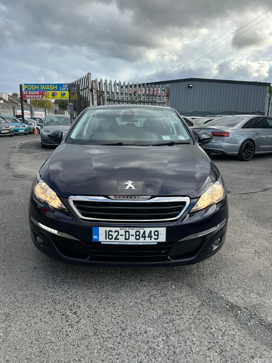 Peugeot 308 Hatchback, Diesel, 2016, Blue
