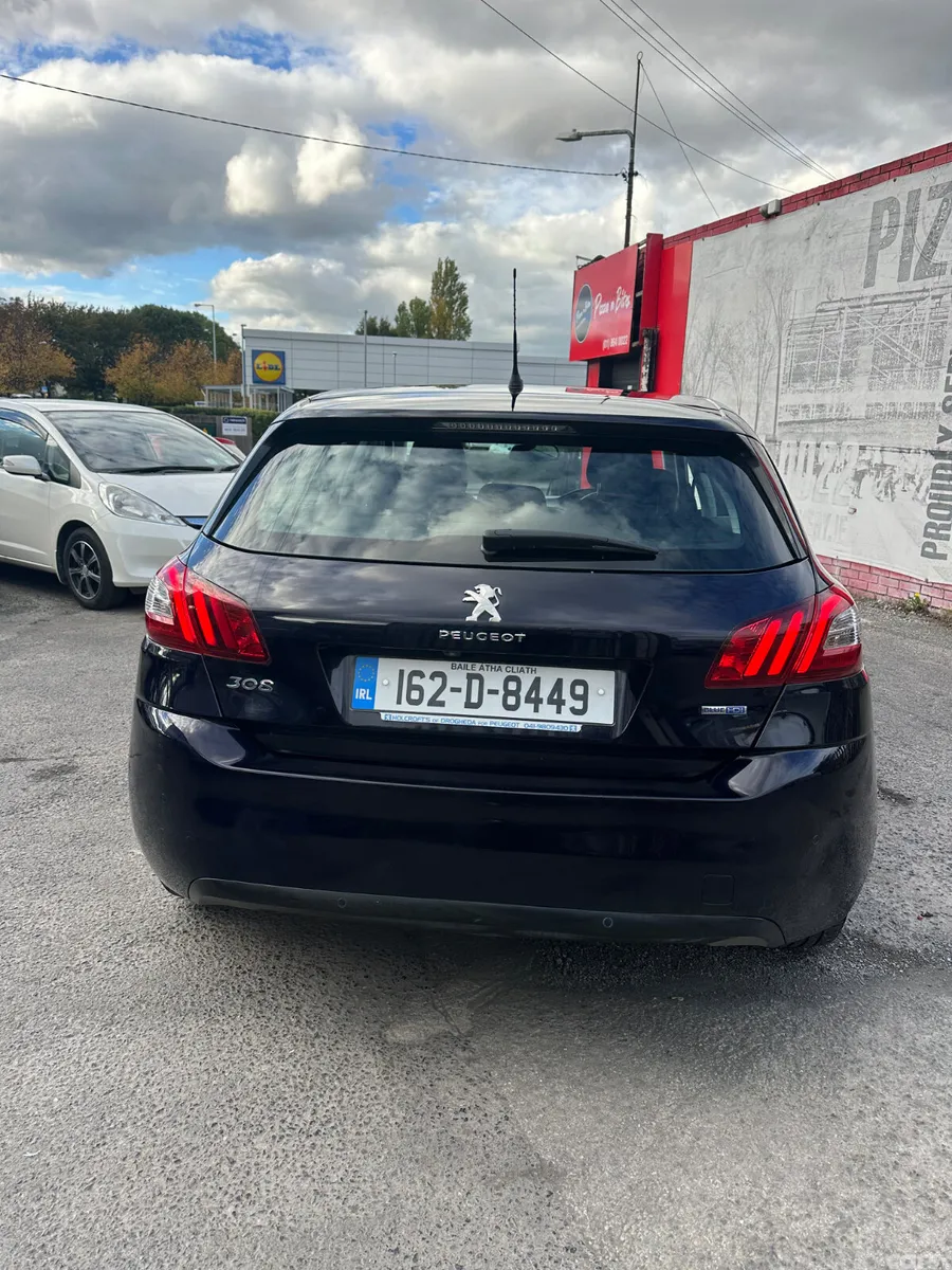 Peugeot 308 Hatchback, Diesel, 2016, Blue