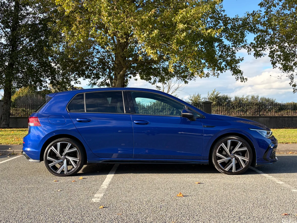 Volkswagen Golf Estate, Petrol, 2022, Blue