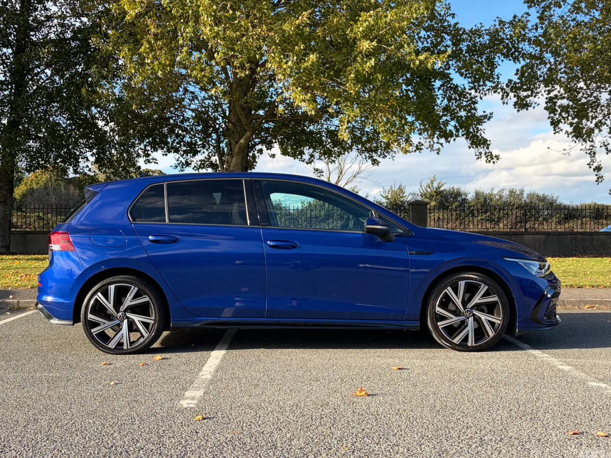 Volkswagen Golf Estate, Petrol, 2022, Blue