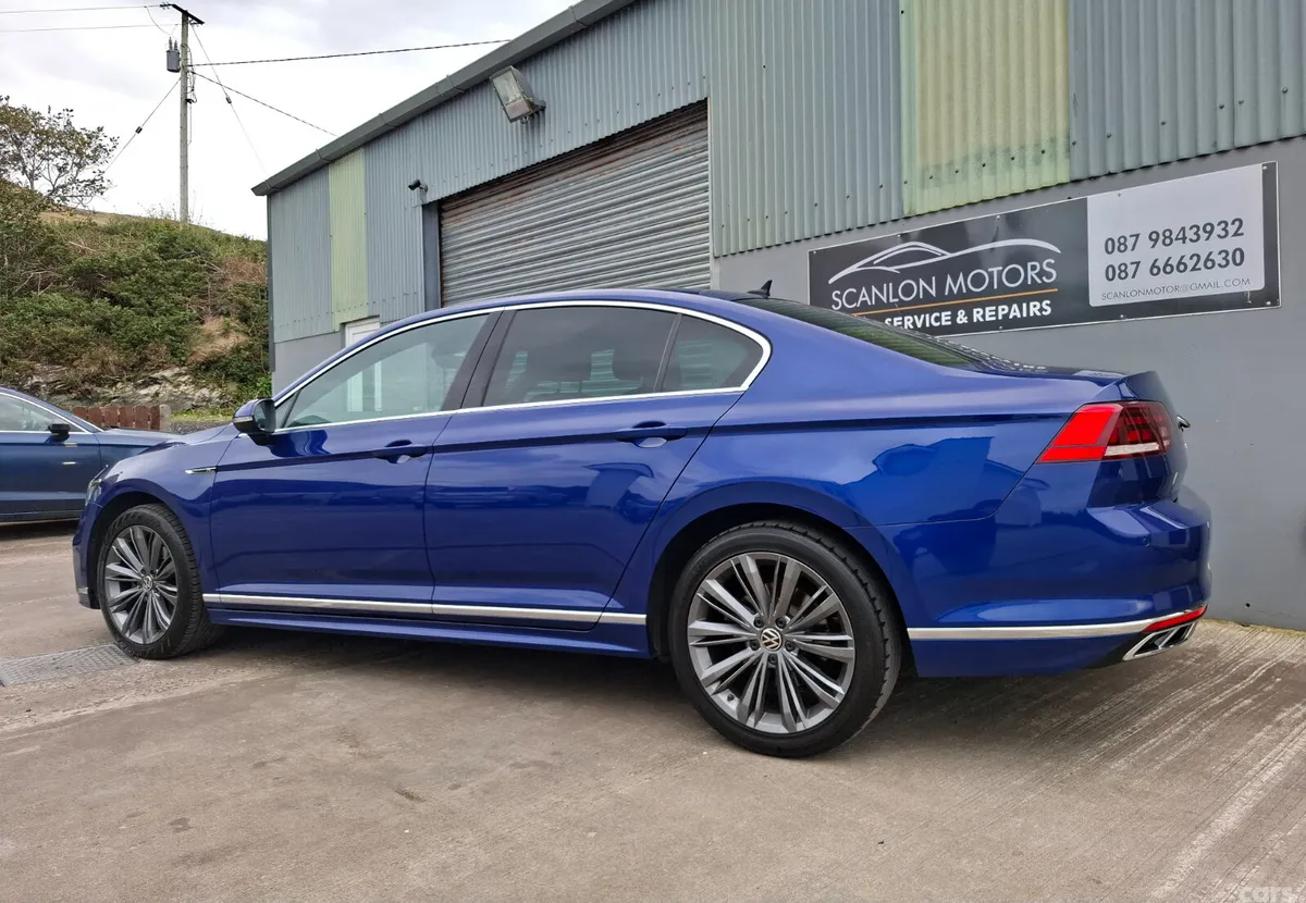 Volkswagen Passat Saloon, Diesel, 2021, Blue