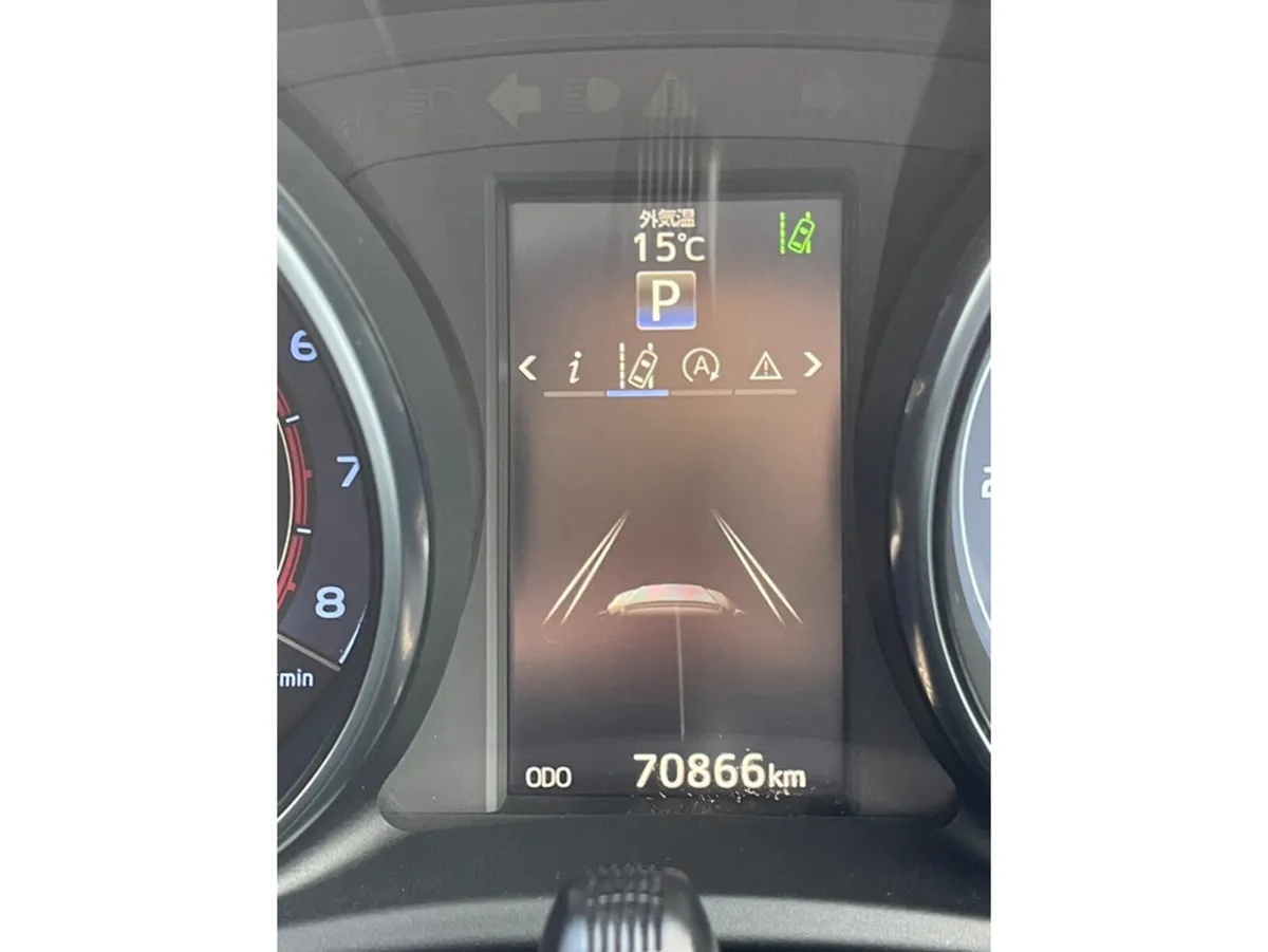 Toyota Auris Hatchback, Petrol, 2015, Blue
