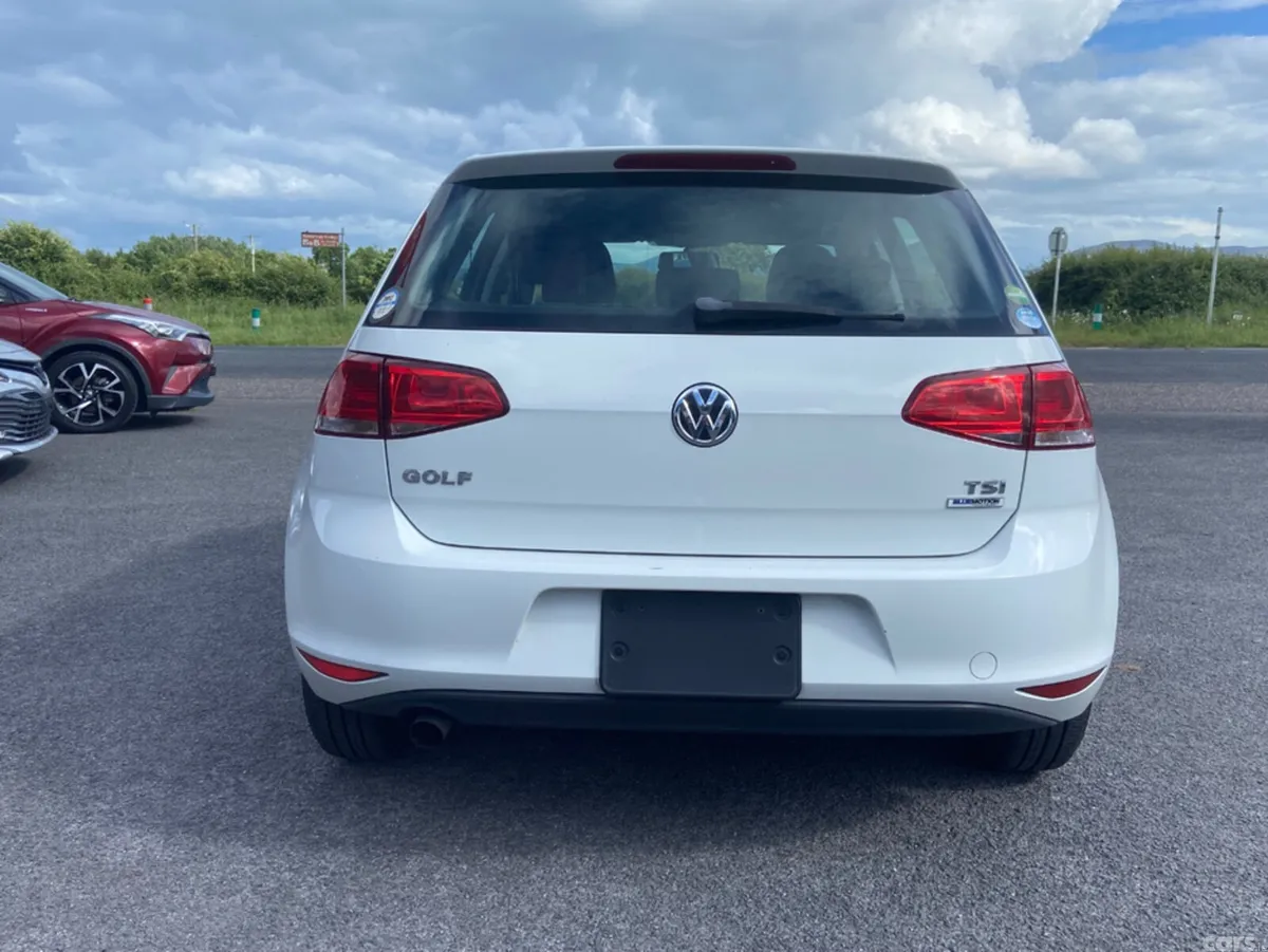 Volkswagen Golf Hatchback, Petrol, 2016, White