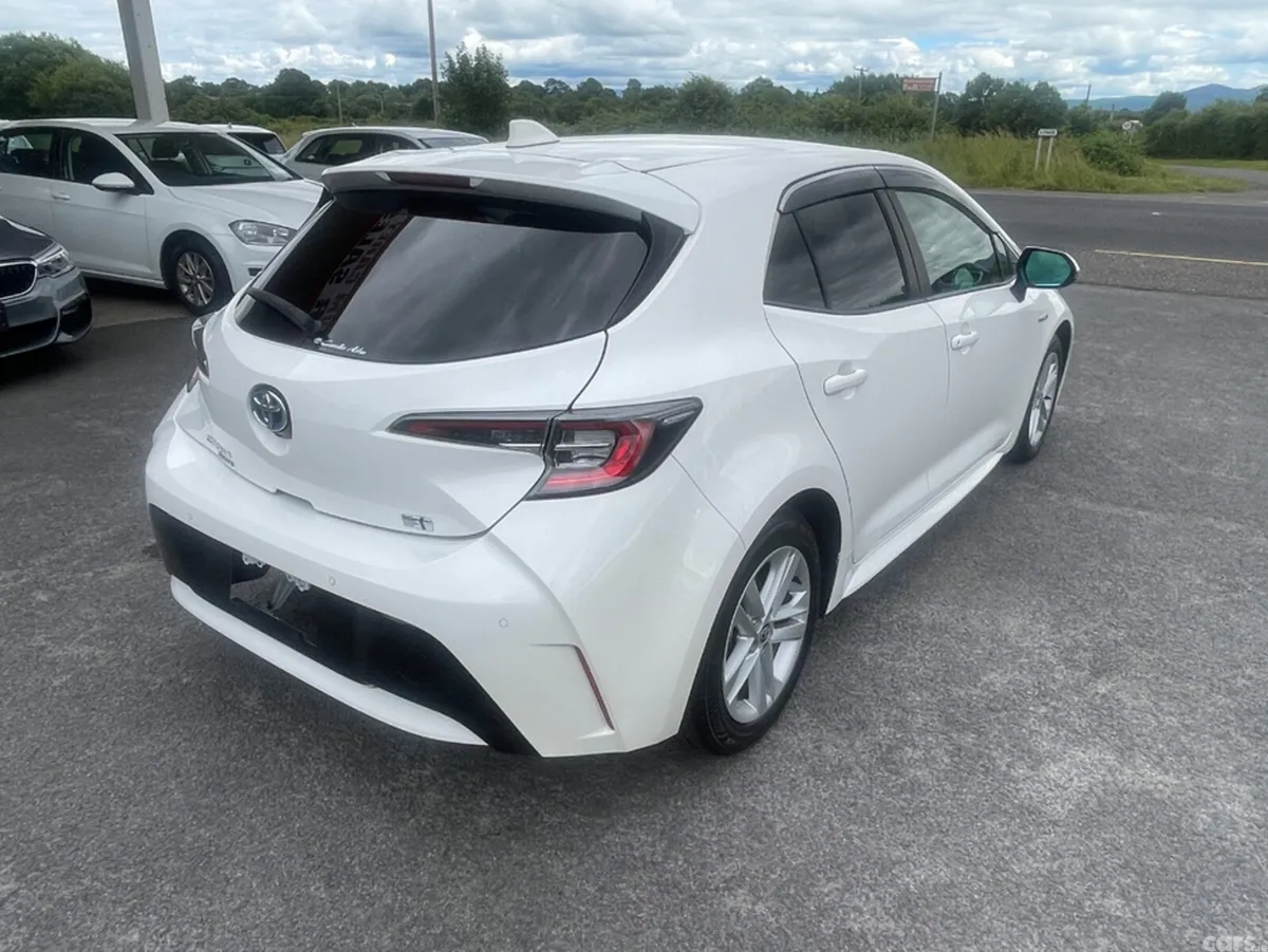 Toyota Corolla Hatchback, Petrol Hybrid, 2019, White