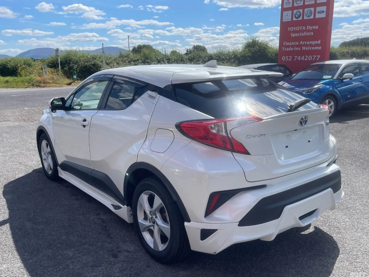 Toyota C-HR Hatchback, Petrol Hybrid, 2017, White