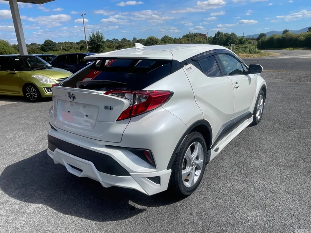 Toyota C-HR Hatchback, Petrol Hybrid, 2017, White