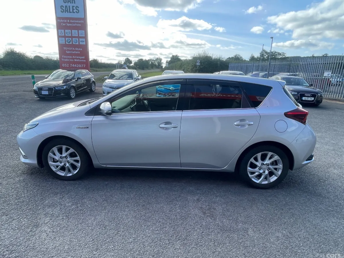 Toyota Auris Hatchback, Petrol Hybrid, 2018, Silver