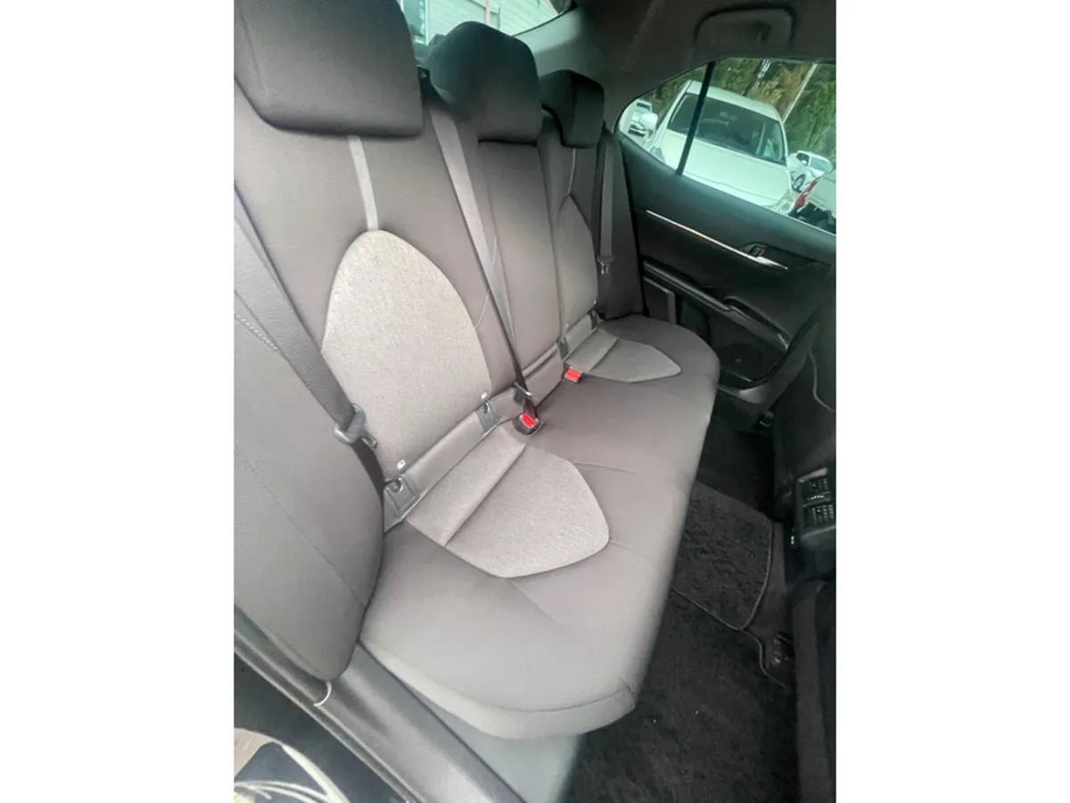 Toyota Camry Saloon, Petrol Hybrid, 2021, Black