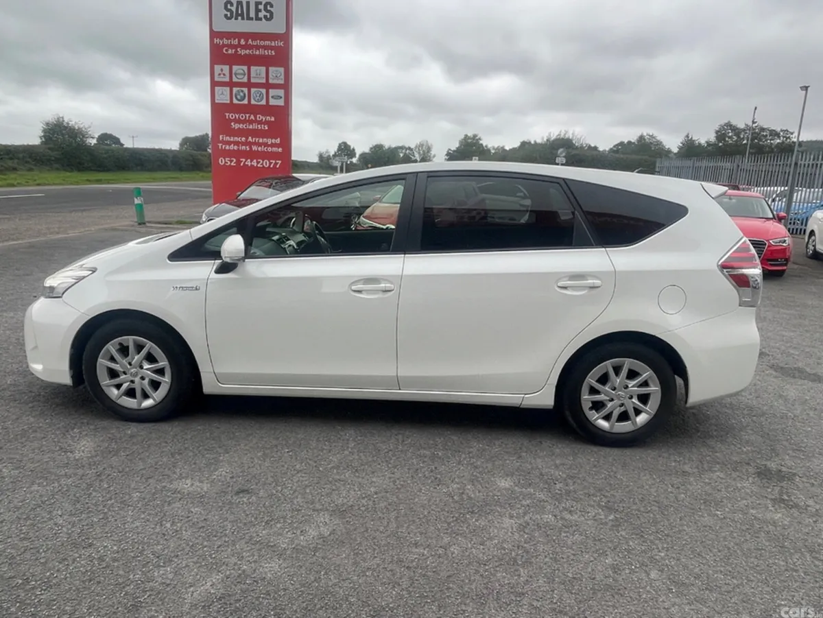 Toyota Prius Hatchback, Petrol Hybrid, 2016, White