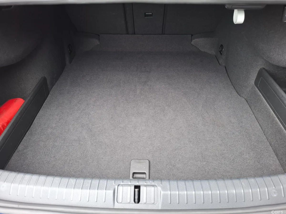 Volkswagen Passat Saloon, Diesel, 2021, Blue