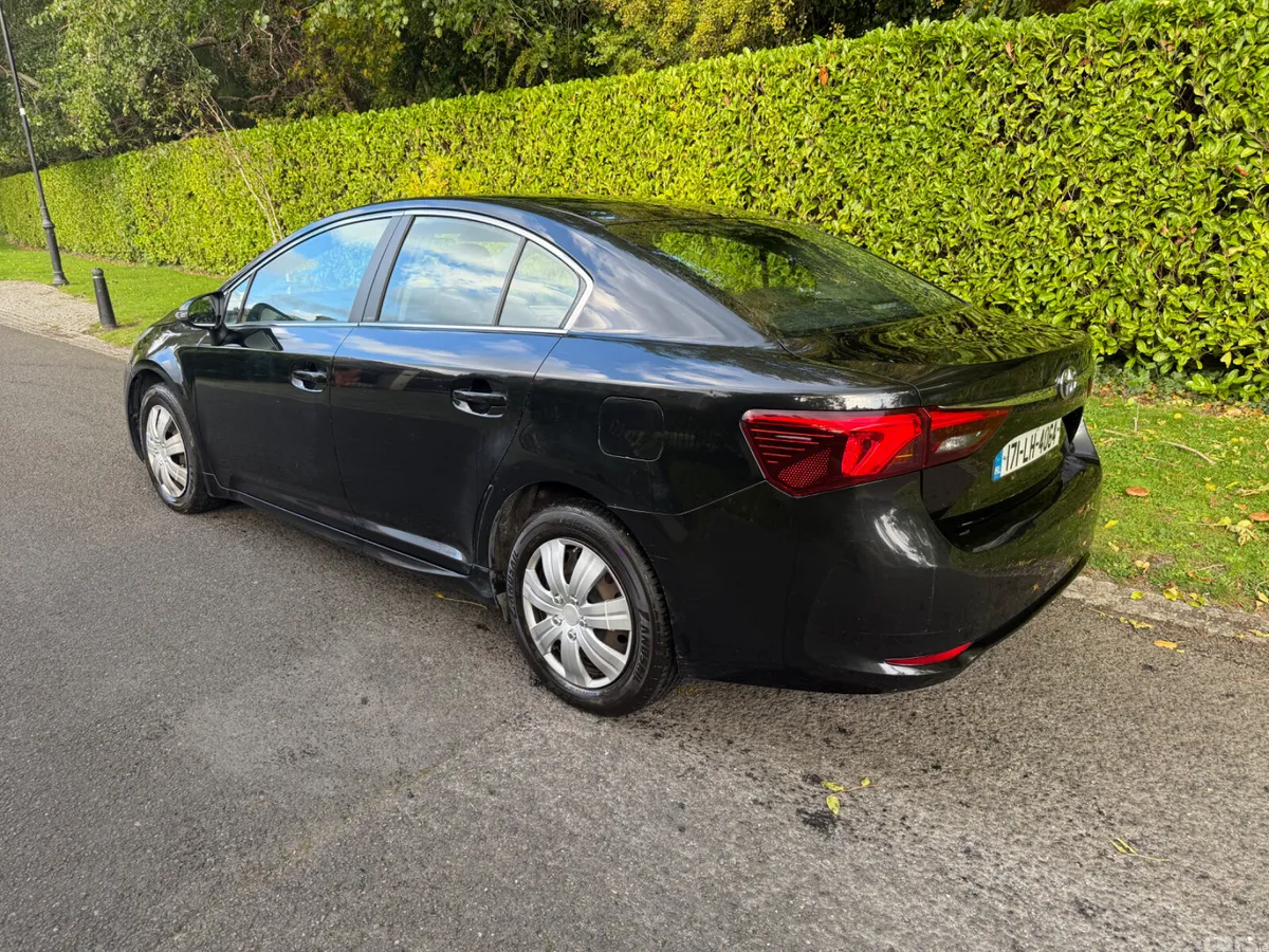Toyota Avensis Saloon, Diesel, 2017, Black