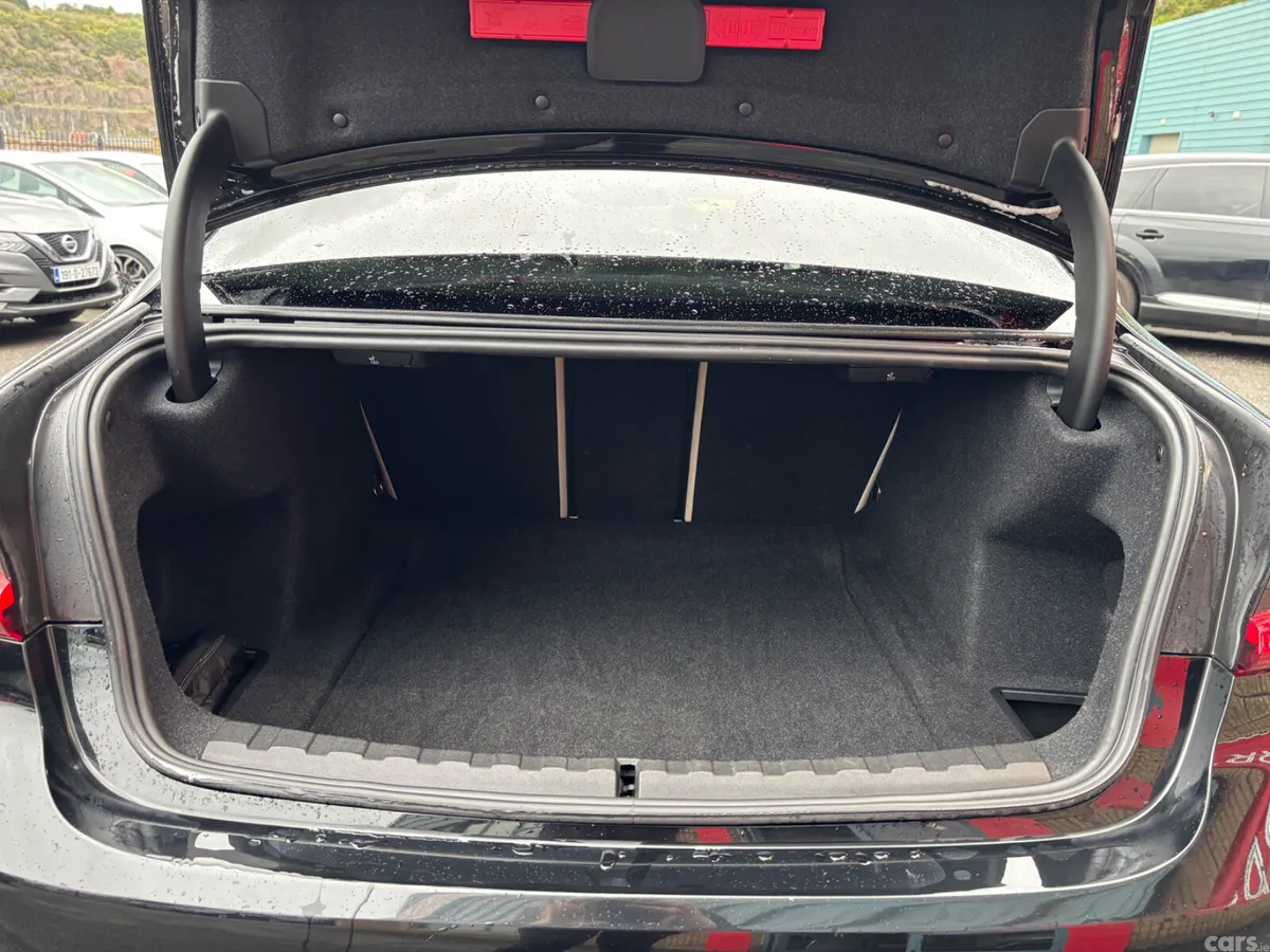BMW 3-Series Saloon, Diesel, 2019, Black