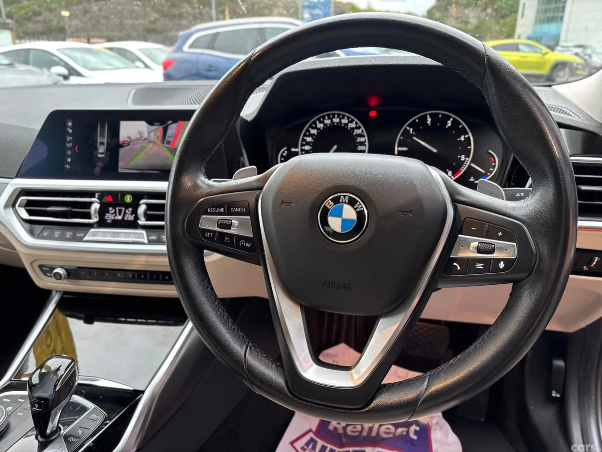 BMW 3-Series Saloon, Diesel, 2019, Black