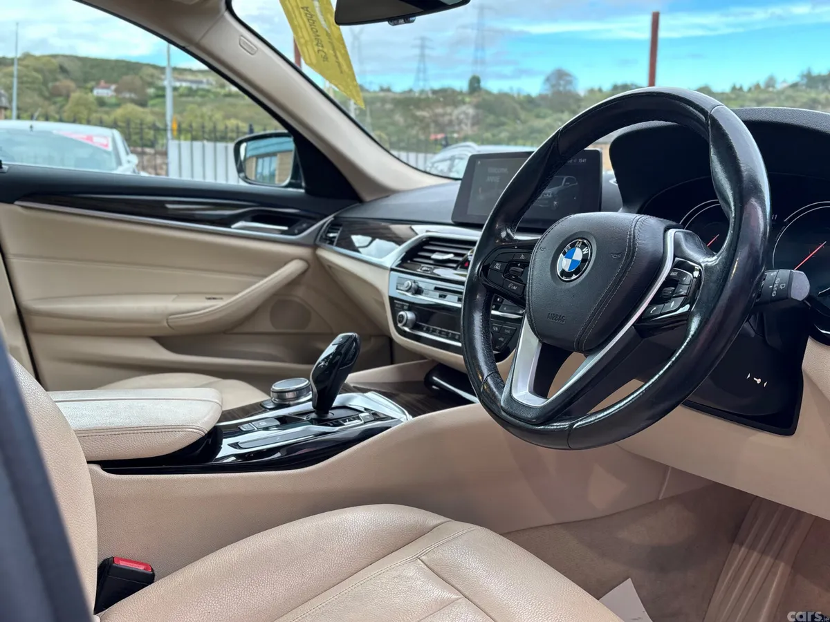 BMW 5-Series Estate, Diesel, 2017, Blue