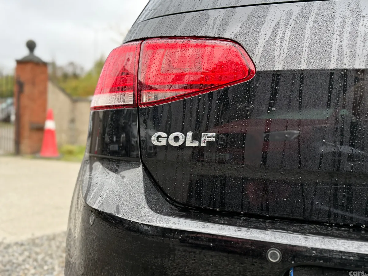 Volkswagen Golf Hatchback, Petrol, 2017, Black