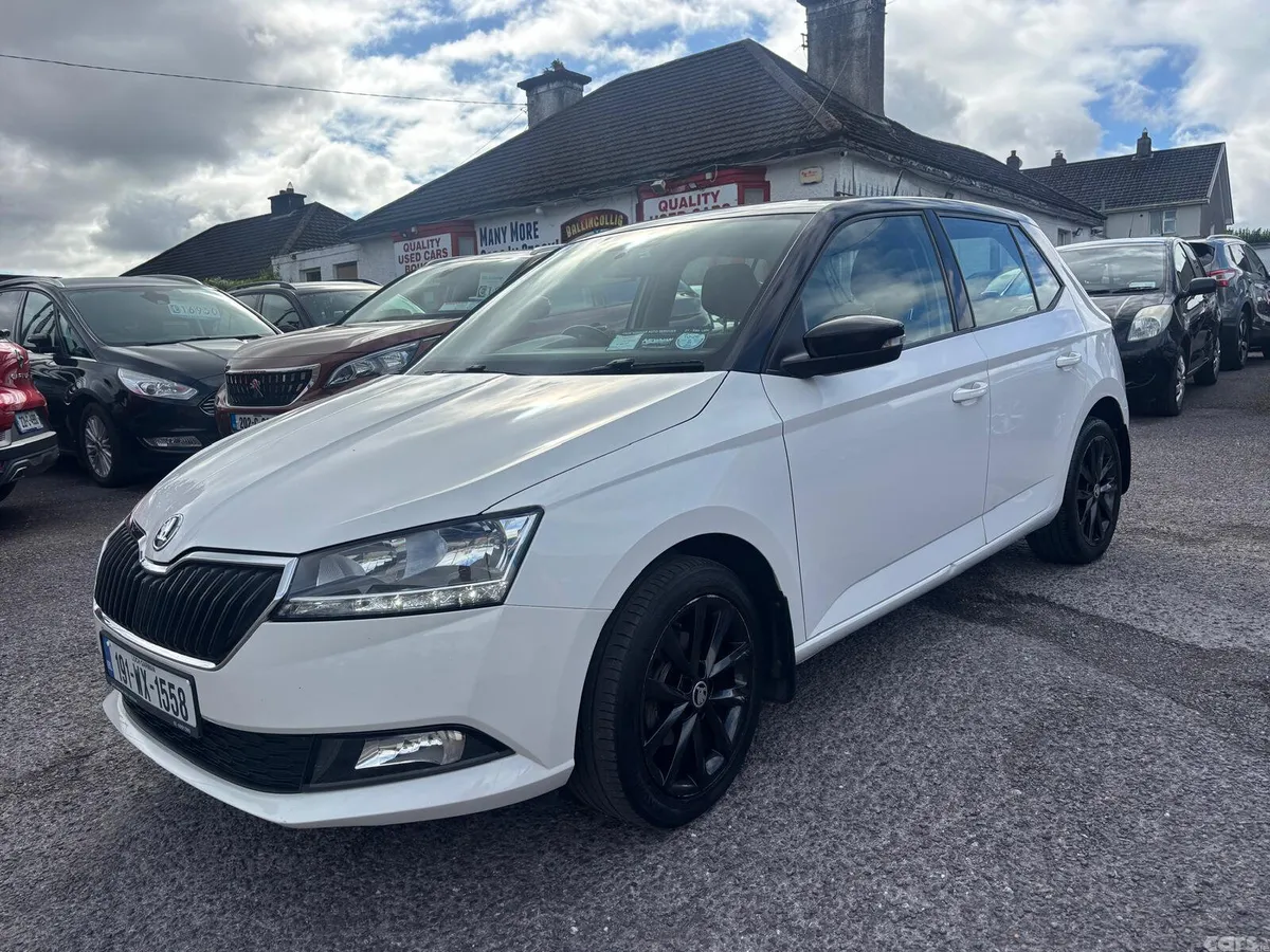 Skoda Fabia Hatchback, Petrol, 2019, White